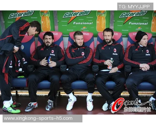 安布罗西尼称若在米兰冬窗必签41岁蒂亚戈席尔瓦重返球队